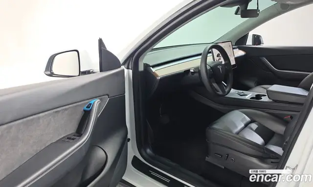 Tesla Model Y 2021 0.2 автомат (гидро), миниатюра 12