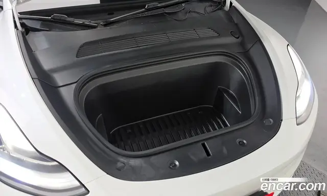 Tesla Model Y 2021 0.2 автомат (гидро), миниатюра 5 Tesla Model Y 2021 0.2 автомат (гидро), миниатюра 5