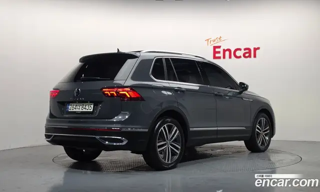Volkswagen Tiguan 2022 2.0 автомат (гидро), миниатюра 2