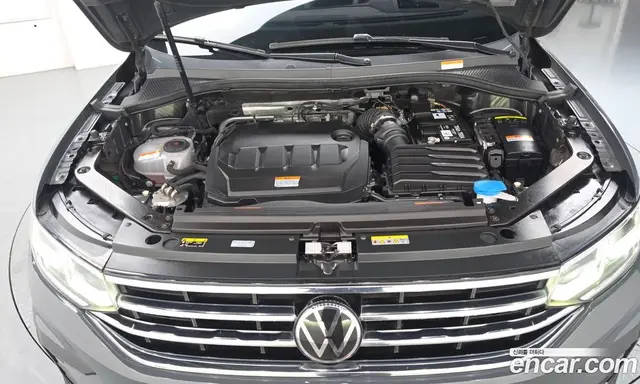 Volkswagen Tiguan 2022 2.0 автомат (гидро), миниатюра 6