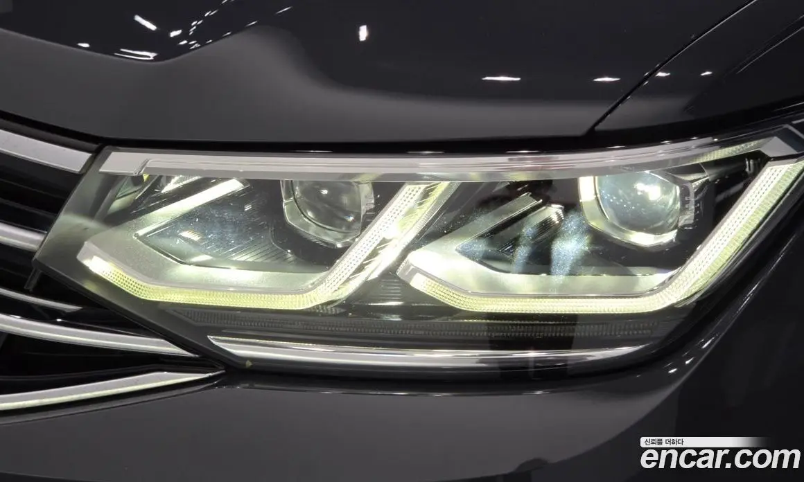 Volkswagen Tiguan 2022 2.0 автомат (гидро), фото 8