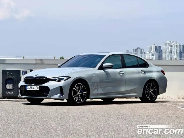 BMW 3 серия, 2023, 28 850 км