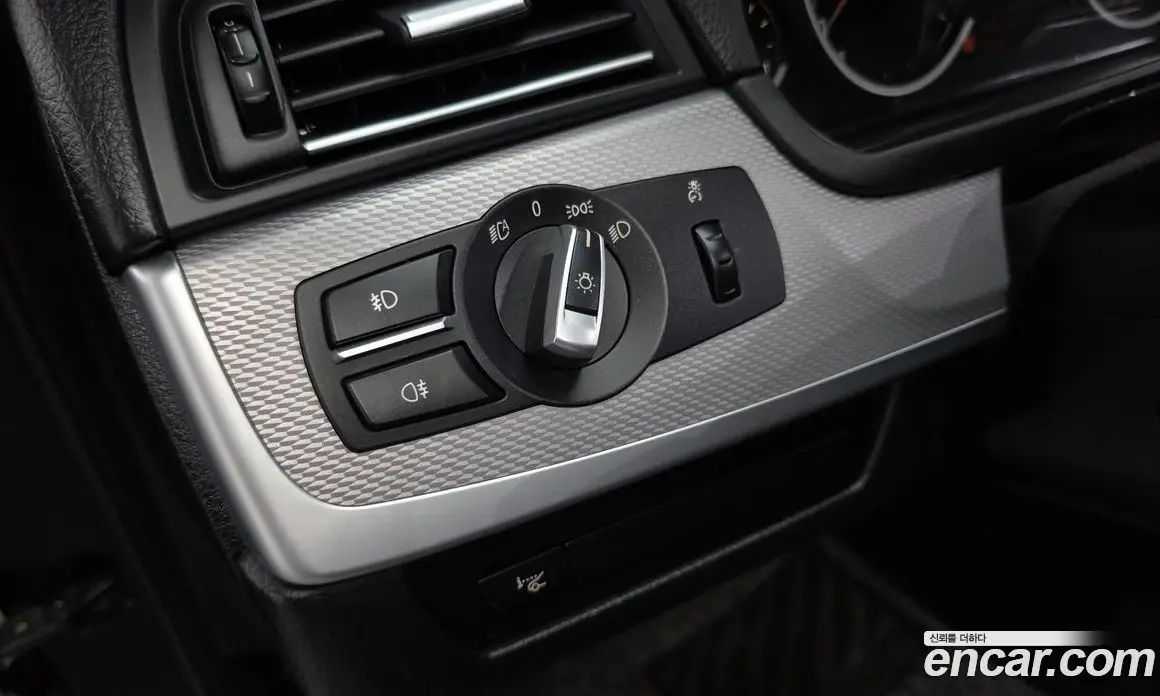 BMW 5 серия 2013 2.0 автомат (гидро), фото 18