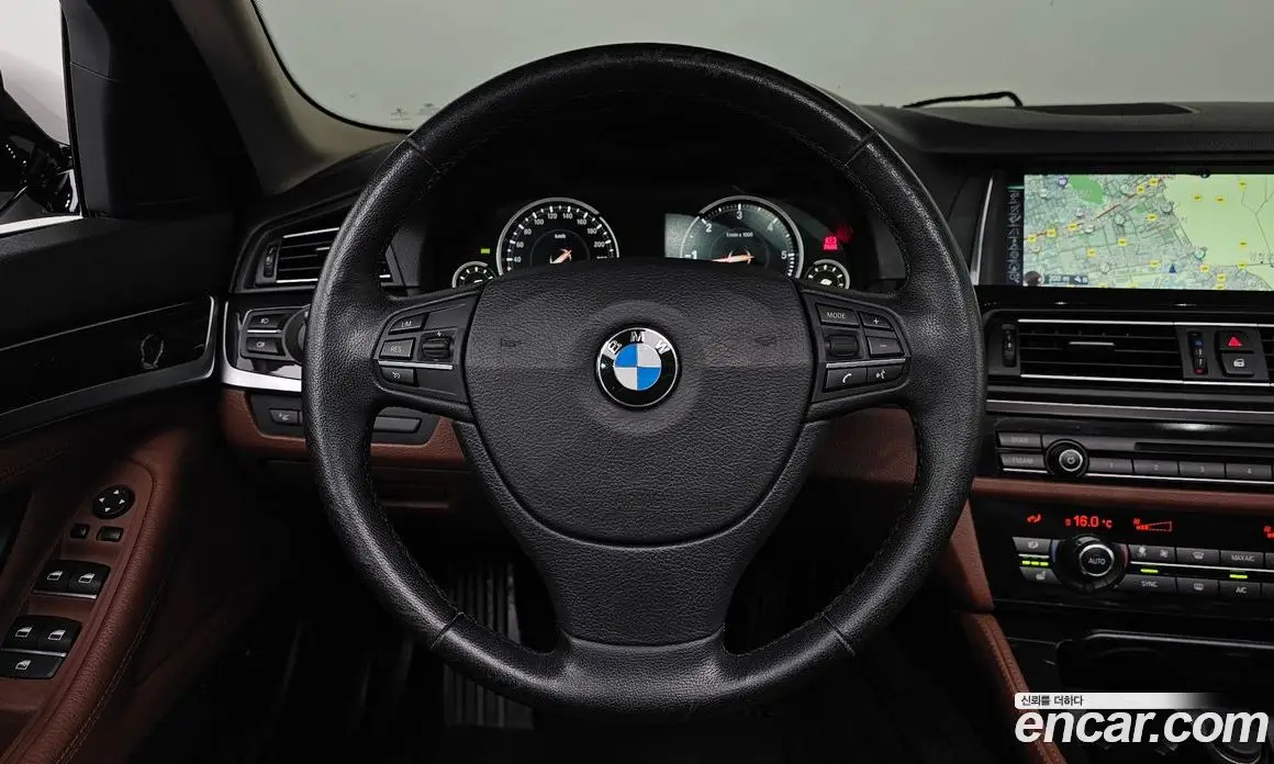 BMW 5 серия 2016 2.0 автомат (гидро), фото 13