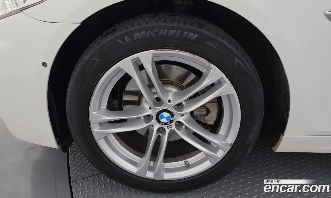 BMW 5 серия 2016 2.0 автомат (гидро), фото 5