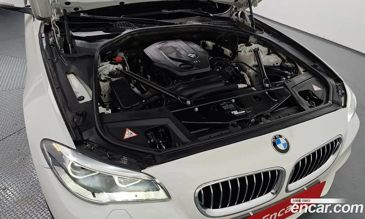 BMW 5 серия 2016 2.0 автомат (гидро), фото 6
