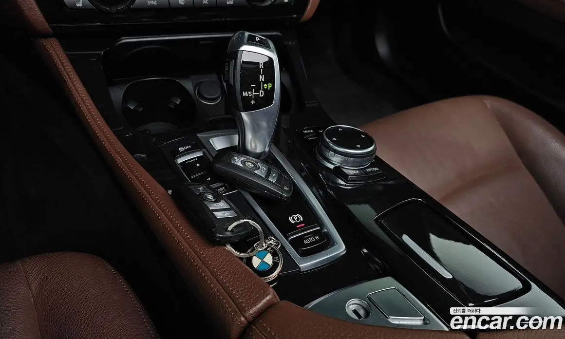 BMW 5 серия 2016 2.0 автомат (гидро), фото 9