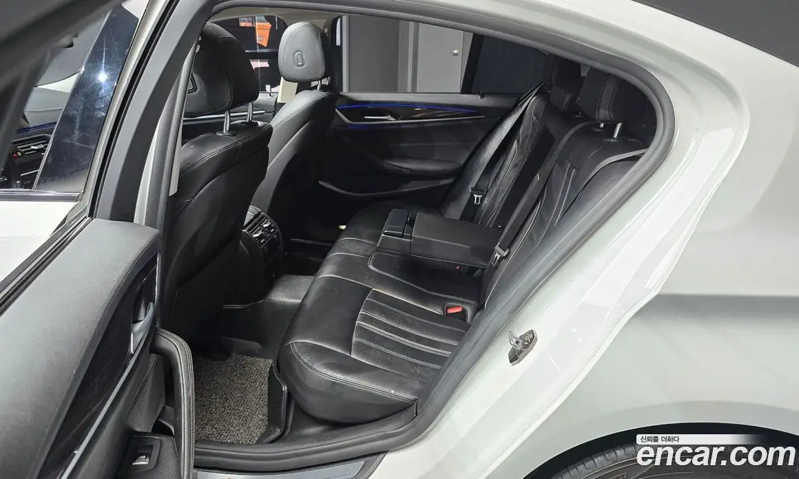 BMW 5 серия 2018 2.0 автомат (гидро), фото 12
