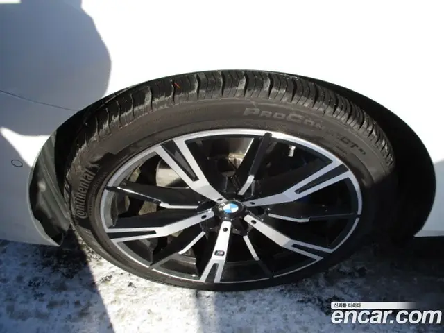 BMW 5 серия 2024 2.0 автомат (гидро), миниатюра 12
