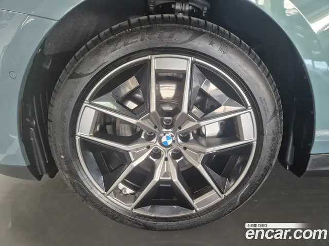 BMW 5 серия 2025 2.0 автомат (гидро), миниатюра 5
