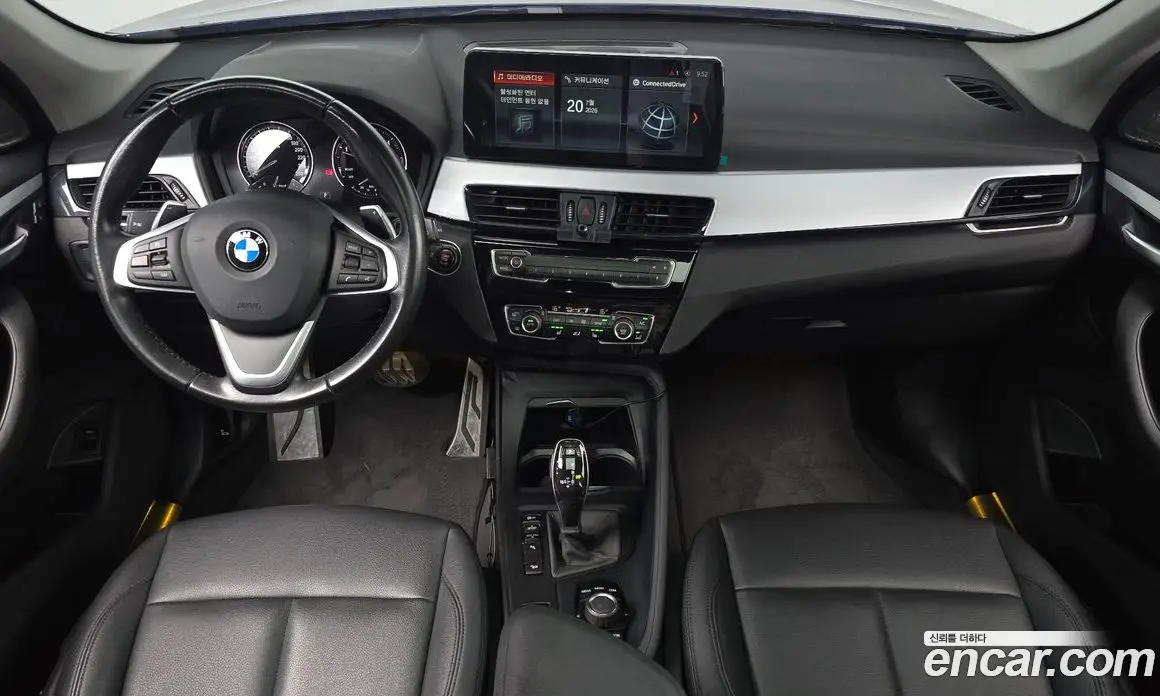 BMW X1 2018 2.0 автомат (гидро), фото 9