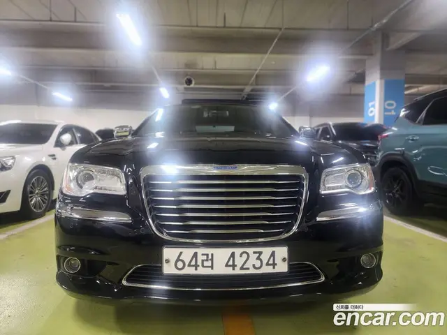 Chrysler 300C, 2013, 42 029 км
