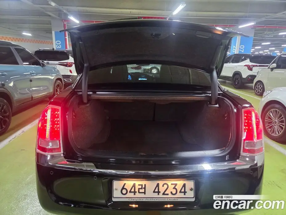 Chrysler 300C 2013 3.6 автомат (гидро), фото 20