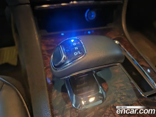 Chrysler 300C 2013 3.6 автомат (гидро), миниатюра 9