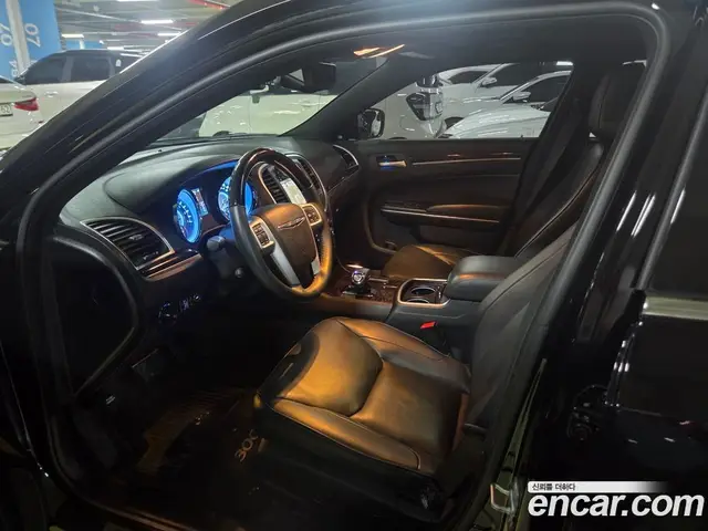 Chrysler 300C 2013 3.6 автомат (гидро), миниатюра 10