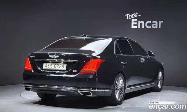 Genesis EQ900 2016 3.8 автомат (гидро), миниатюра 2 Genesis EQ900 2016 3.8 автомат (гидро), миниатюра 2