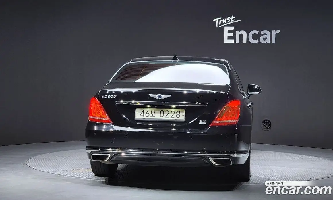 Genesis EQ900 2016 3.8 автомат (гидро), фото 4 Genesis EQ900 2016 3.8 автомат (гидро), фото 4