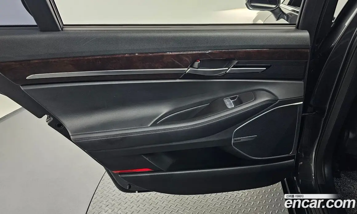 Genesis EQ900 2017 3.8 автомат (гидро), фото 15