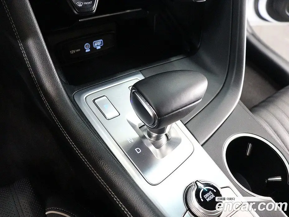 Genesis G70 2019 2.0 автомат (гидро), фото 12
