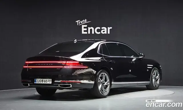 Genesis G90, 2023, 38 853 км