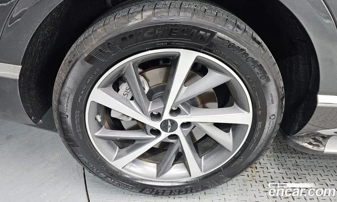 Genesis GV80 2024 2.5 автомат (гидро), фото 4 Genesis GV80 2024 2.5 автомат (гидро), фото 4