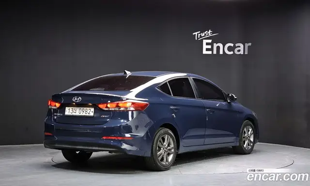 Hyundai Avante 2015 1.6 автомат (гидро), миниатюра 2