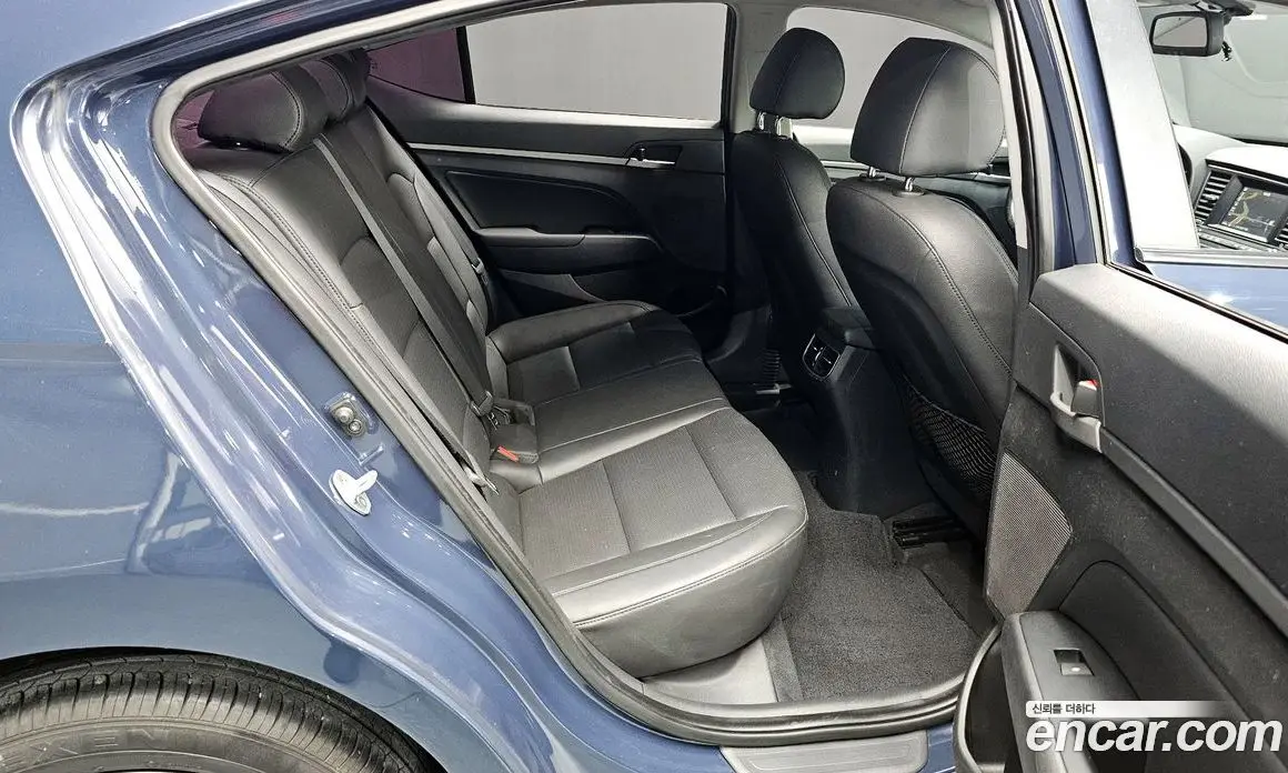 Hyundai Avante 2015 1.6 автомат (гидро), фото 11