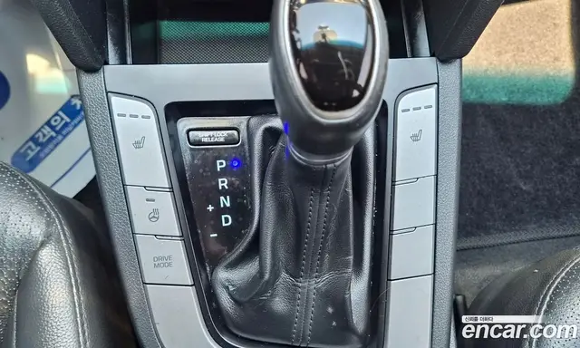 Hyundai Avante 2016 1.6 автомат (гидро), миниатюра 9