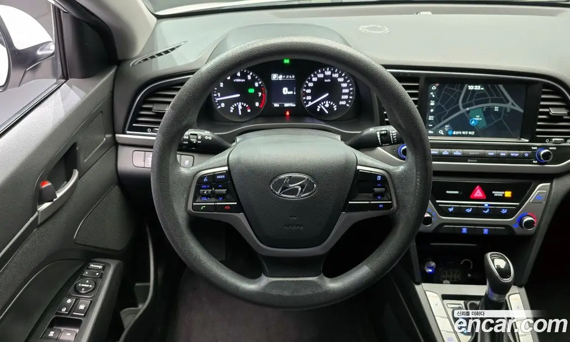 Hyundai Avante 2017 1.6 автомат (гидро), фото 14