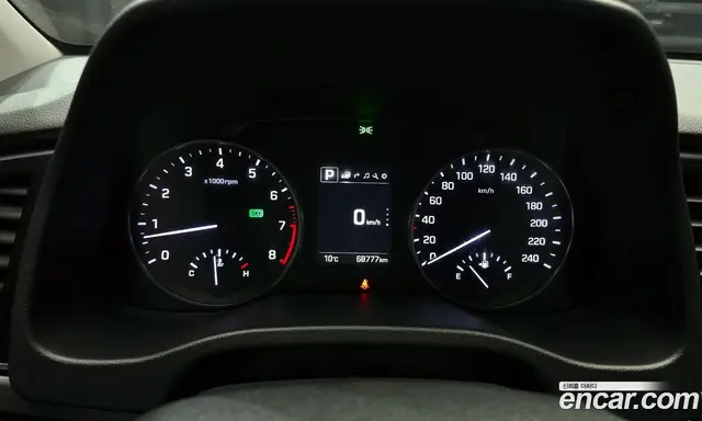 Hyundai Avante 2017 1.6 автомат (гидро), миниатюра 8