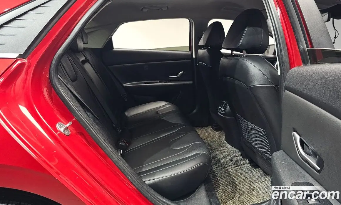 Hyundai Avante 2020 1.6 автомат (гидро), фото 17