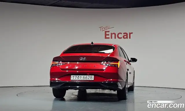 Hyundai Avante 2020 1.6 автомат (гидро), миниатюра 4