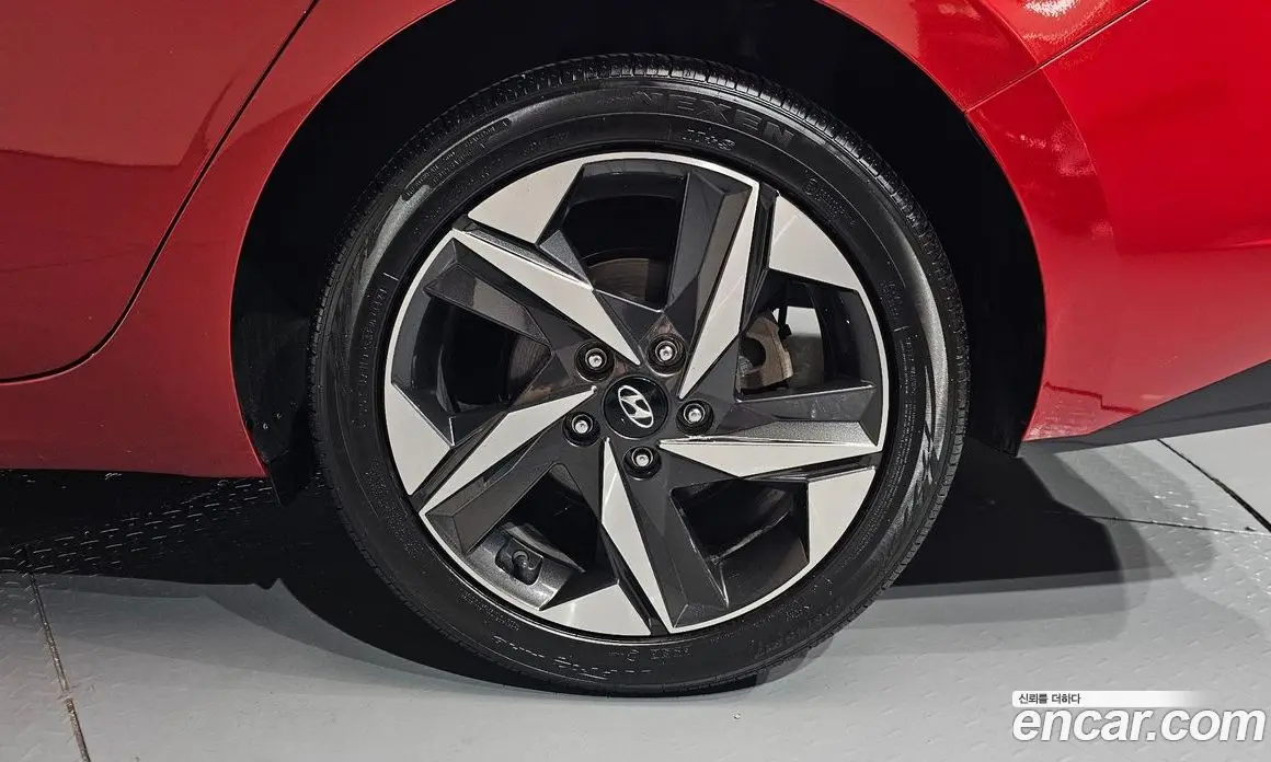 Hyundai Avante 2020 1.6 автомат (гидро), фото 7