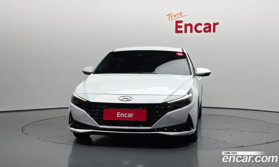 Hyundai Avante 2020 1.6 автомат (гидро), фото 3