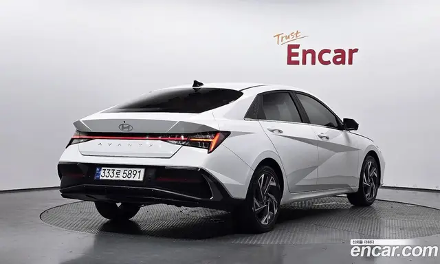 Hyundai Avante 2023 1.6 автомат (гидро), миниатюра 2