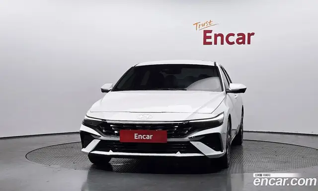 Hyundai Avante 2023 1.6 автомат (гидро), миниатюра 3