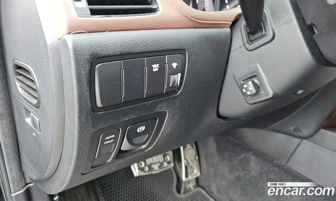 Hyundai Genesis 2009 3.3 автомат (гидро), фото 16