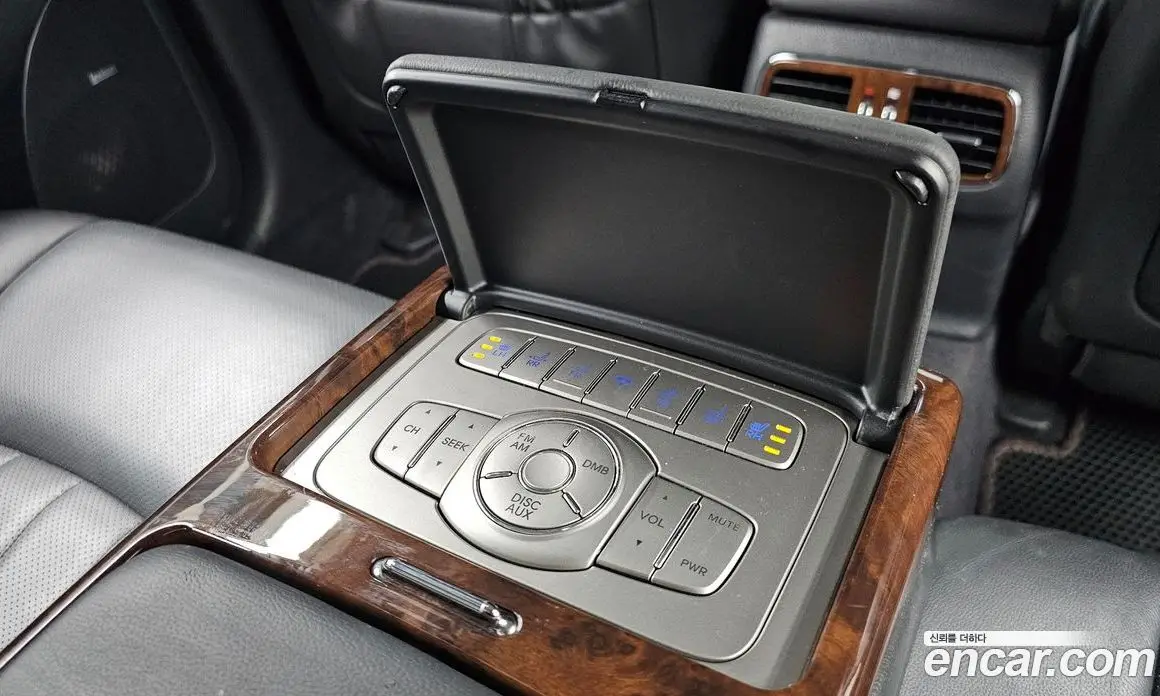 Hyundai Genesis 2009 3.3 автомат (гидро), фото 19
