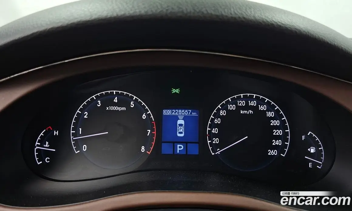 Hyundai Genesis 2009 3.3 автомат (гидро), фото 8