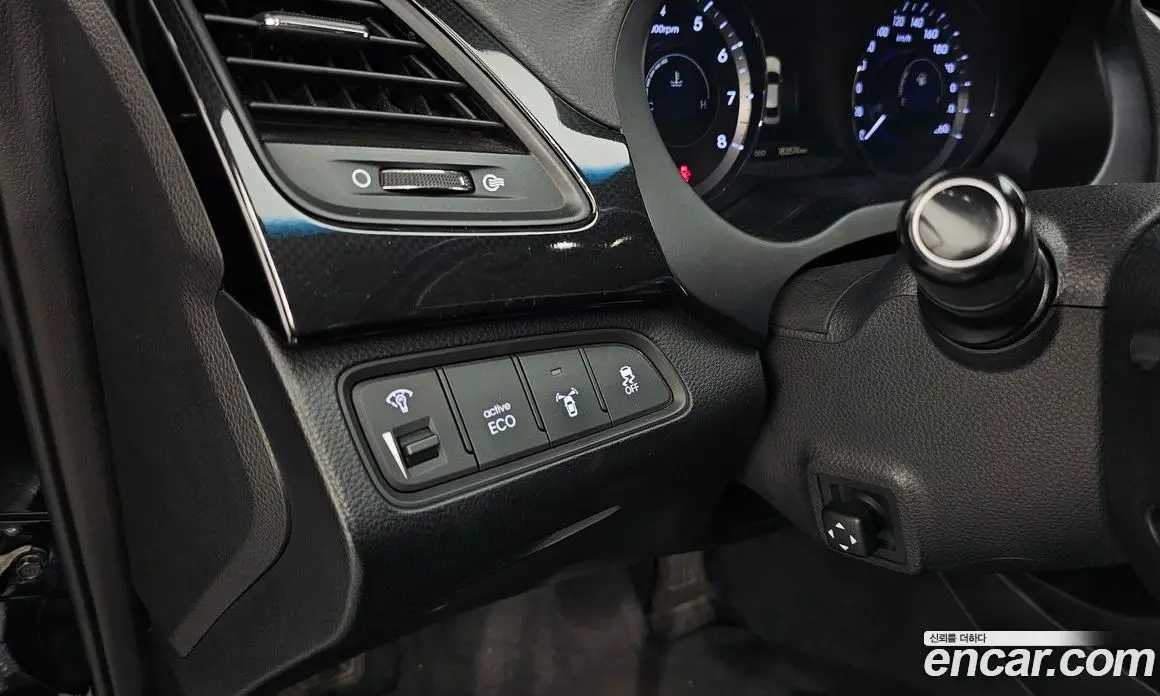 Hyundai Grandeur 2011 3.0 автомат (гидро), фото 17