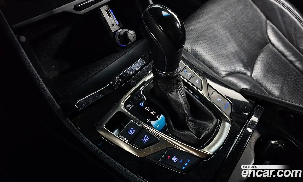 Hyundai Grandeur 2011 3.0 автомат (гидро), фото 9