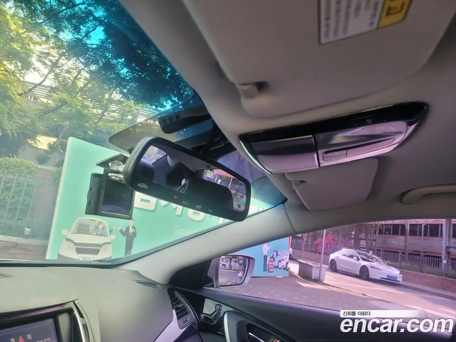 Hyundai Grandeur 2012 3.0 автомат (гидро), фото 14