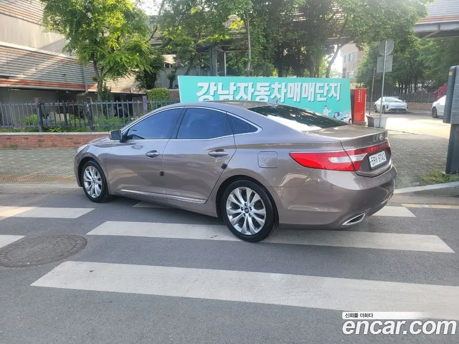 Hyundai Grandeur 2012 3.0 автомат (гидро), фото 4