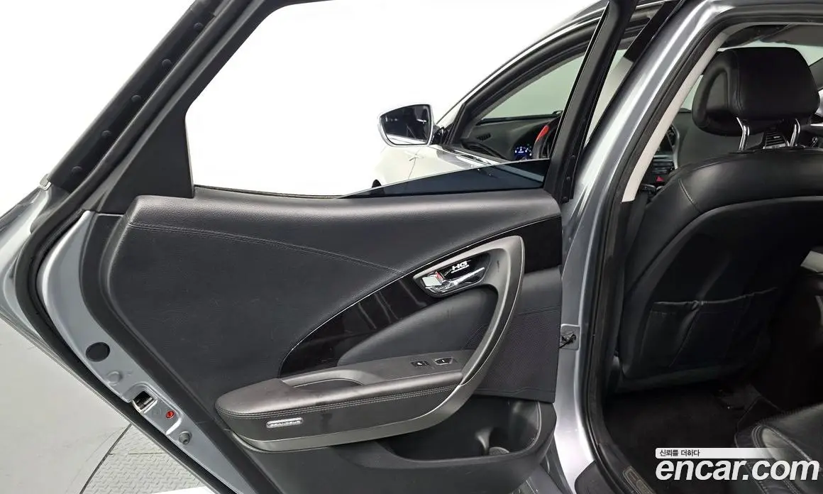 Hyundai Grandeur 2015 2.4 автомат (гидро), фото 15