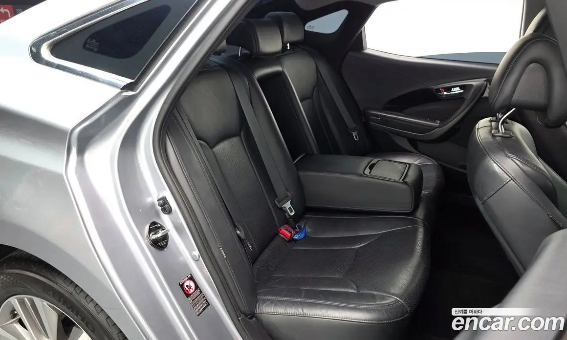 Hyundai Grandeur 2015 2.4 автомат (гидро), фото 18