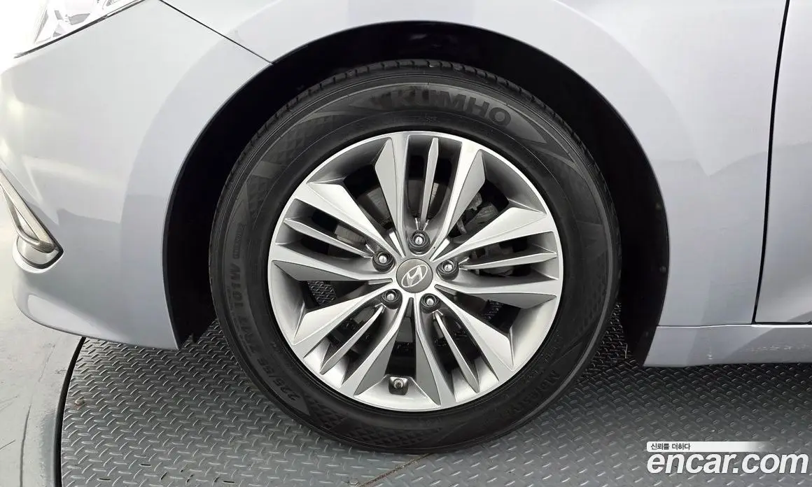 Hyundai Grandeur 2015 2.4 автомат (гидро), фото 5