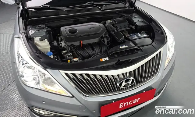Hyundai Grandeur 2015 2.4 автомат (гидро), миниатюра 6
