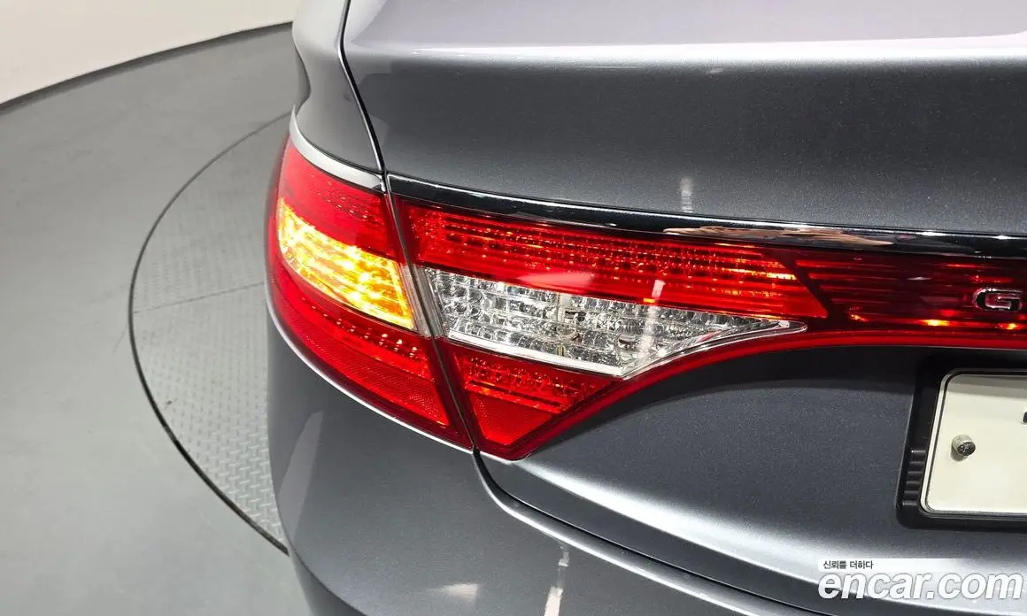Hyundai Grandeur 2015 2.4 автомат (гидро), фото 9