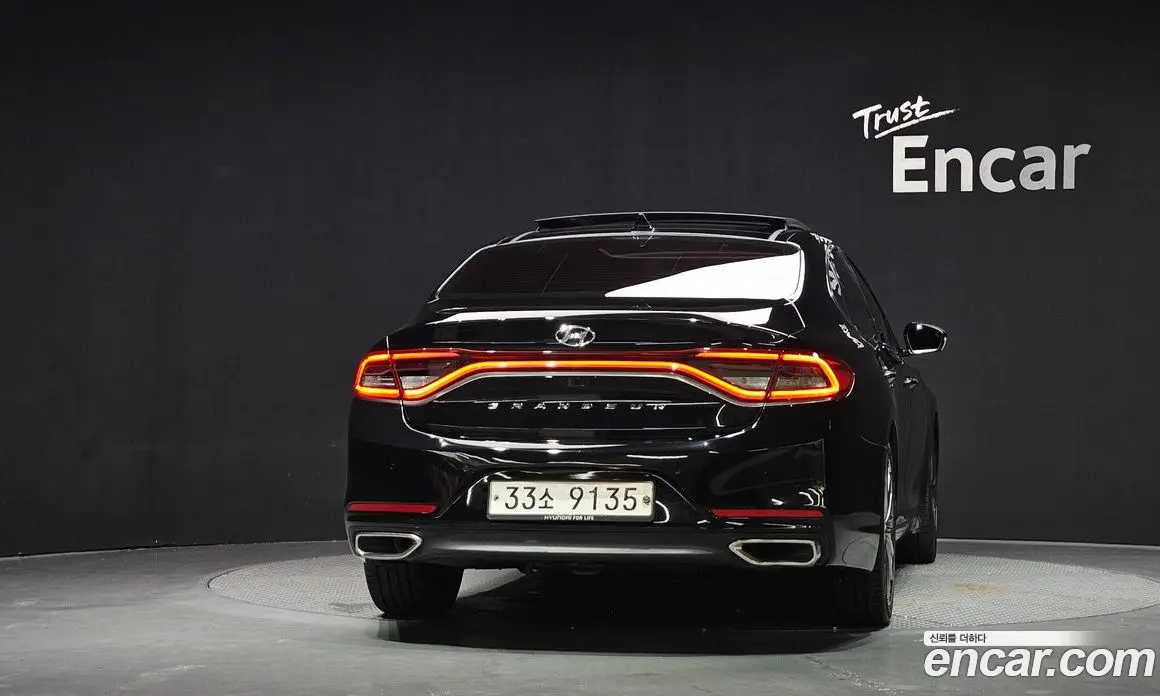 Hyundai Grandeur 2016 2.4 автомат (гидро), фото 4