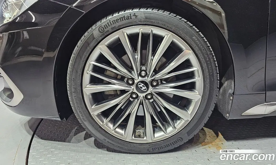 Hyundai Grandeur 2016 2.4 автомат (гидро), фото 5